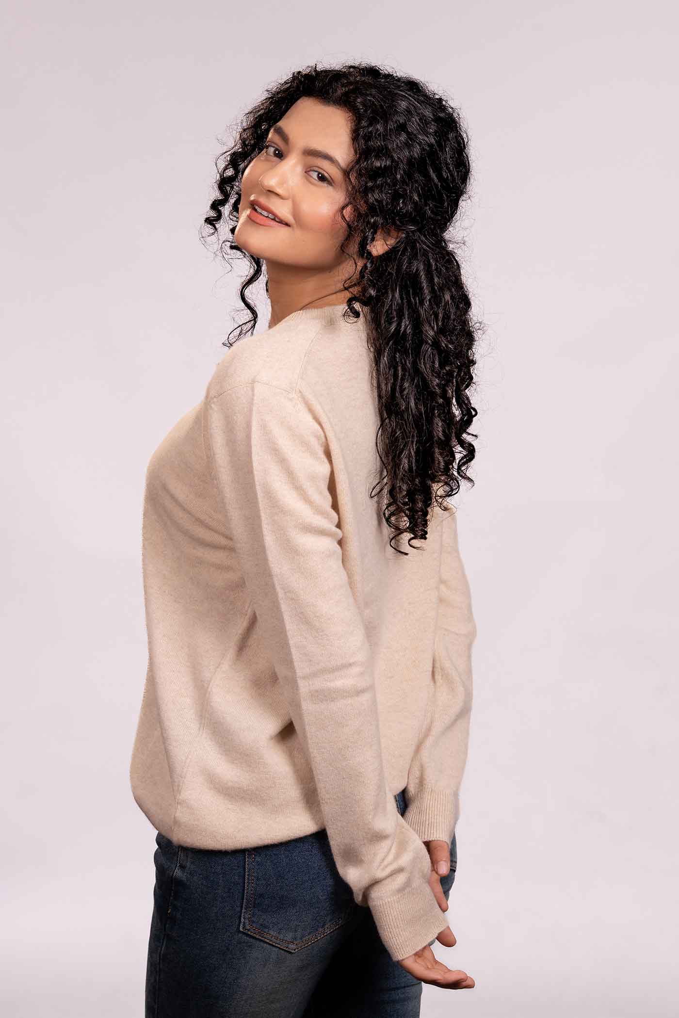 The Loom and Peak cashmere-everyday-crewneck-image