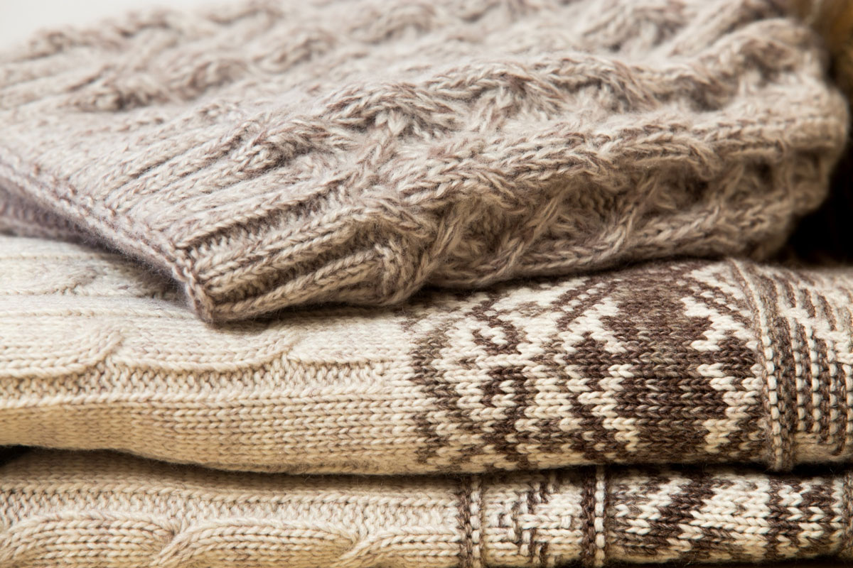 knited-clothes-stacked