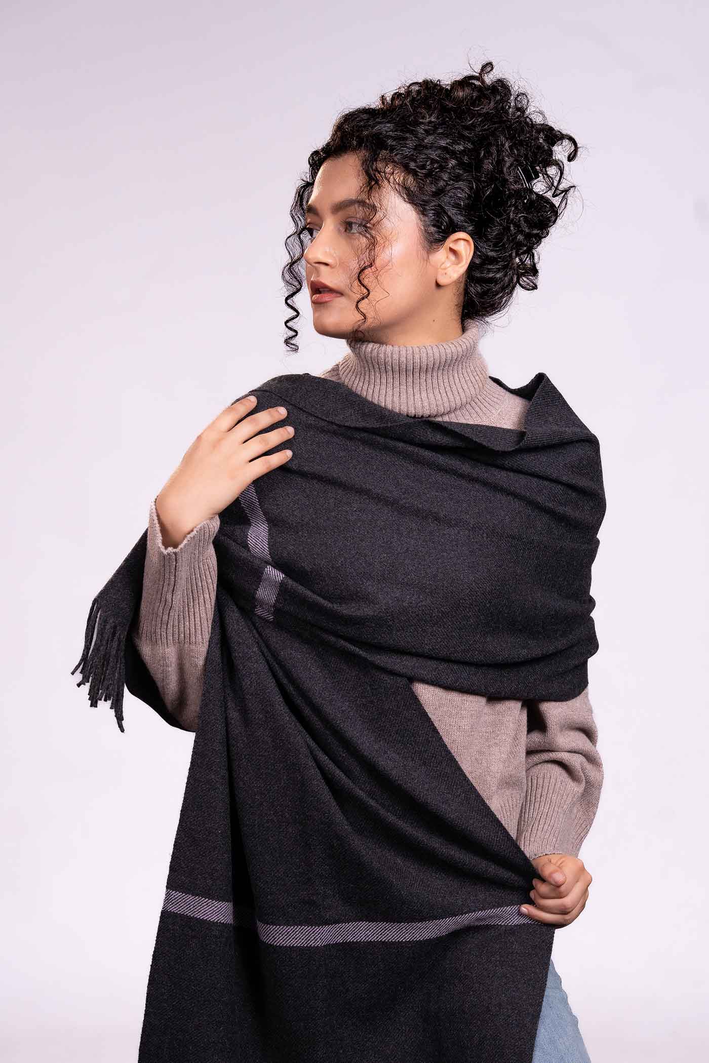 The Loom and Peak light-pure-cashmere-shwal-image
