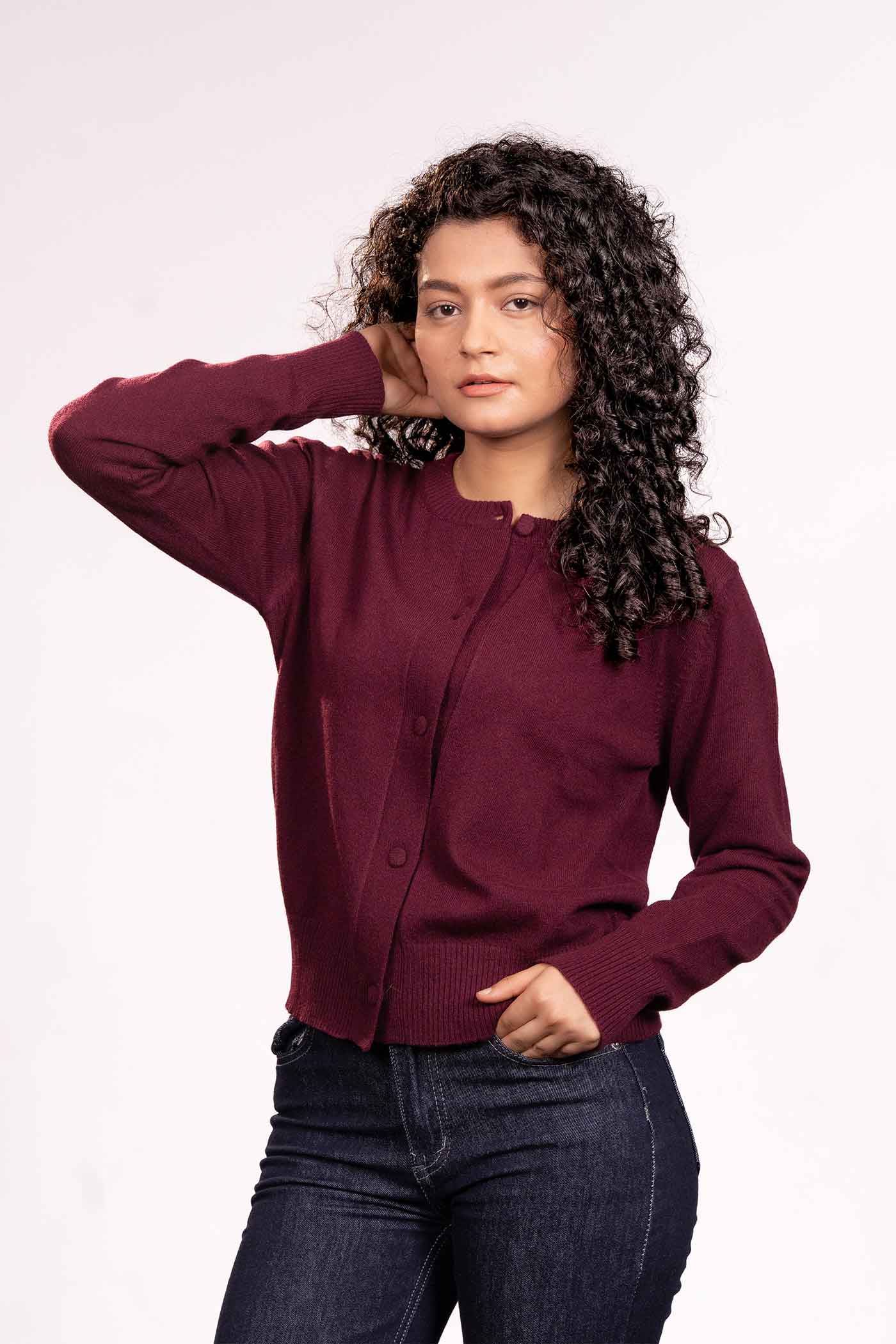 The Loom and Peak luxury-cashmere-cardigan-image