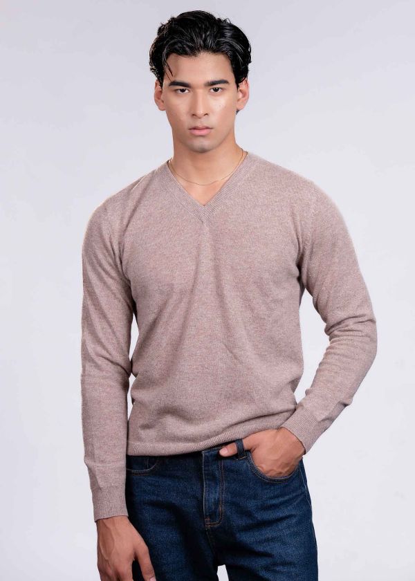 The Loom and Peak Cashmere Men’s V-Neck