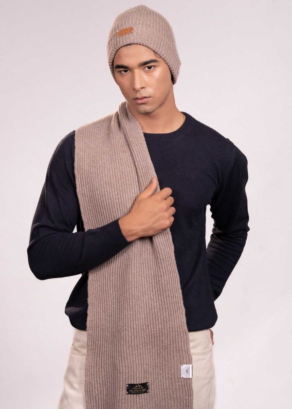 The Loom and Peak Luxury Cashmere Ribbed Scarf